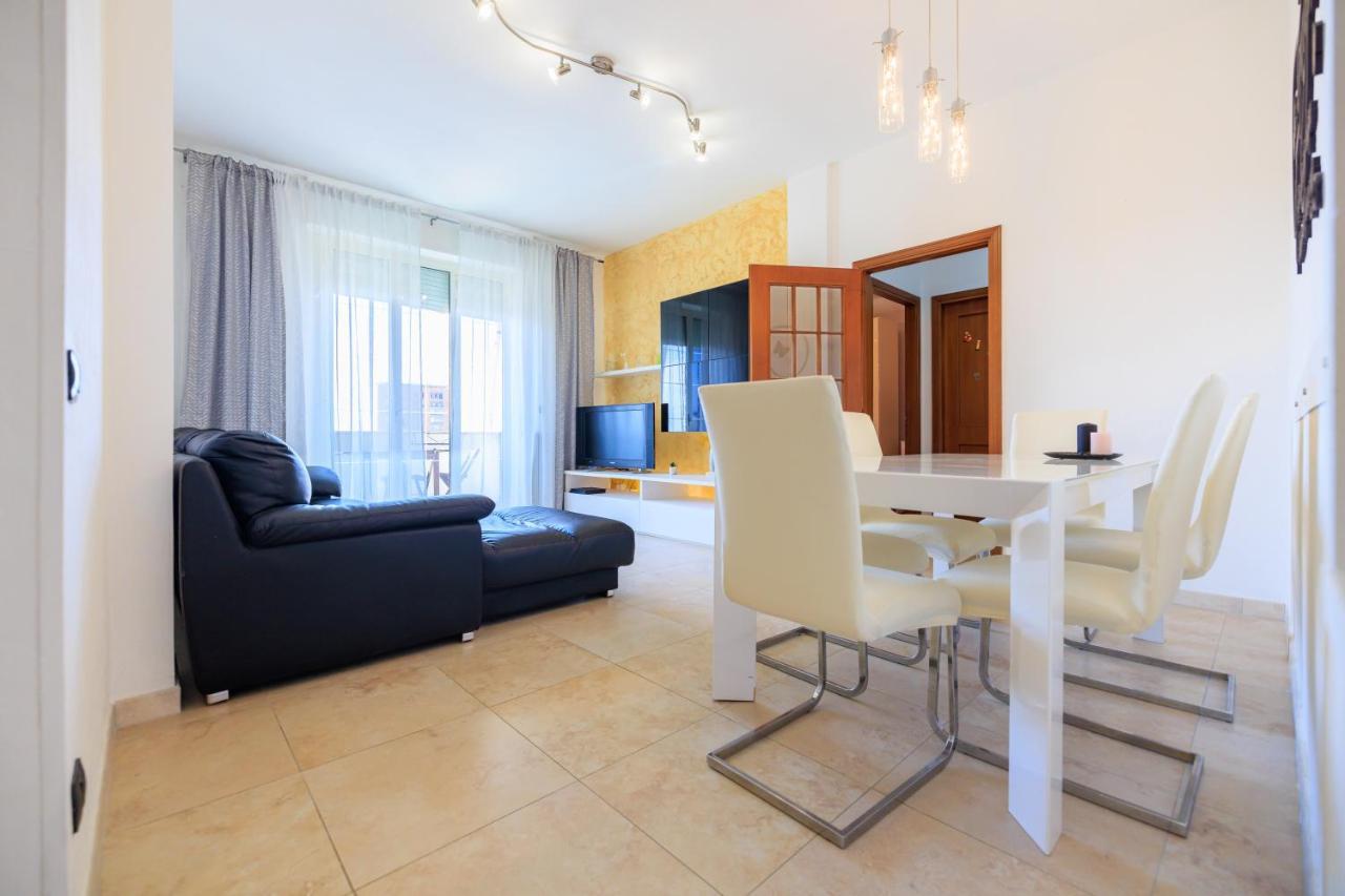 Apartamento L' Essenziale Livorno Exterior foto